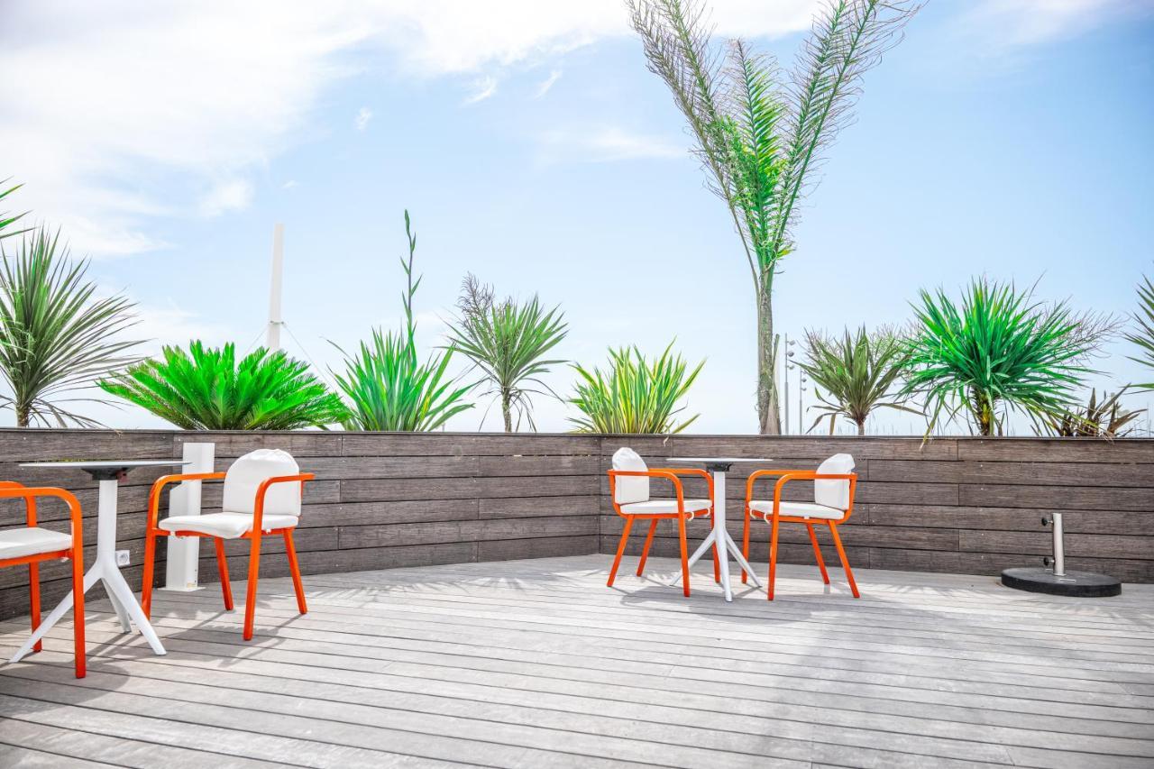 Apartment Le Majestic Residence: Seaside Luxury With Rooftop Pool